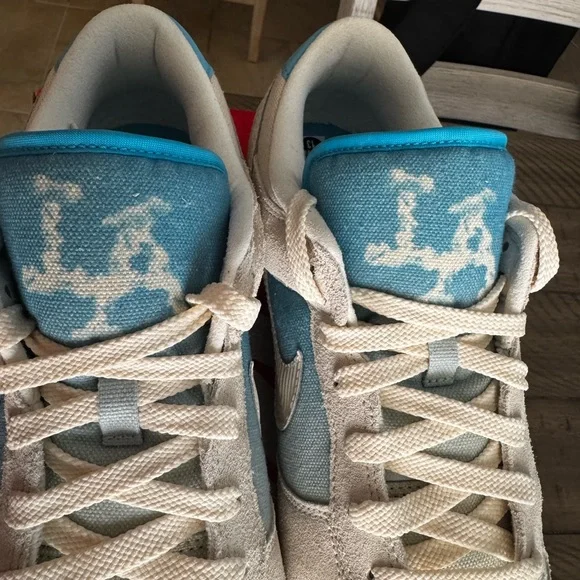 Nike Dunk SE Low “ Los Angeles “ - Picture 6 of 11